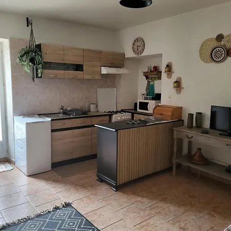 Casa San Salvadore * Favalello